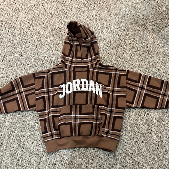Jordan Brooklyn Essentials
Big Kids' Plaid Print Pullover Hoodie - Picture 8 of 14